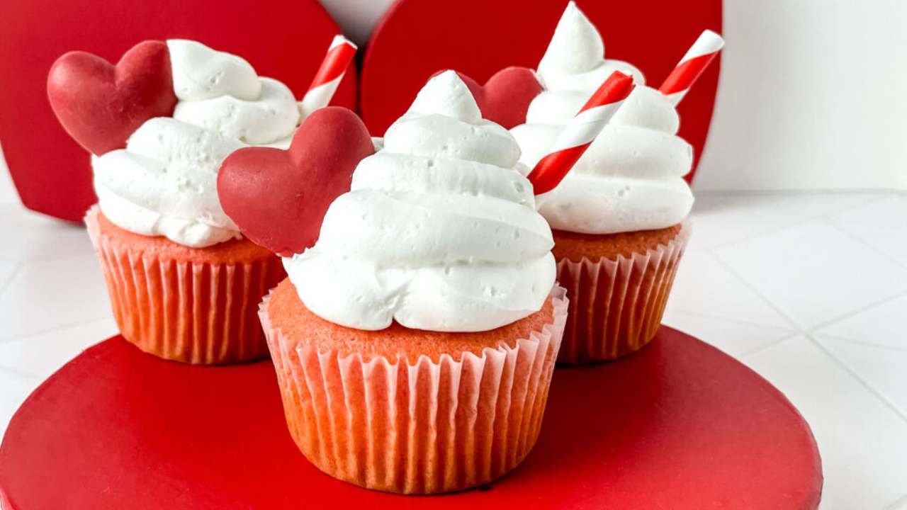 Strawberry Hot Chocolate Cupcakes