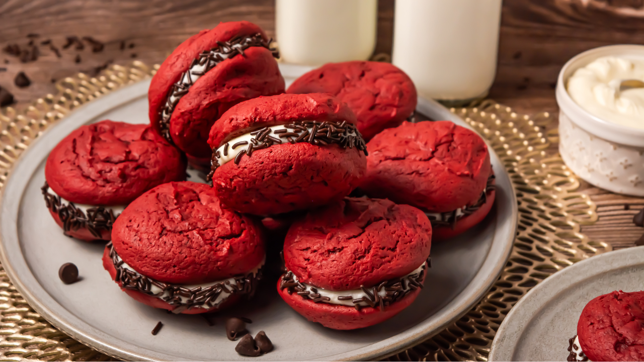 Red Velvet Whoopie Pies with Cream Cheese Filling