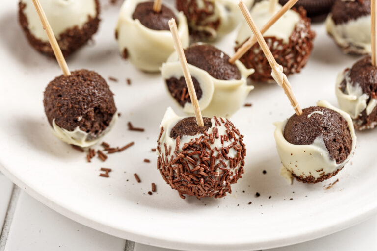Oreo Cake Pops