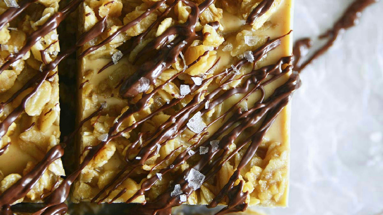 No Bake Peanut Butter Oatmeal Bars Recipe