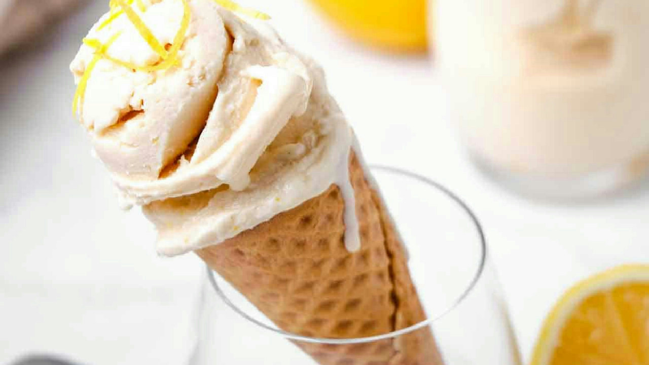 Easy Homemade Lemon Ice Cream