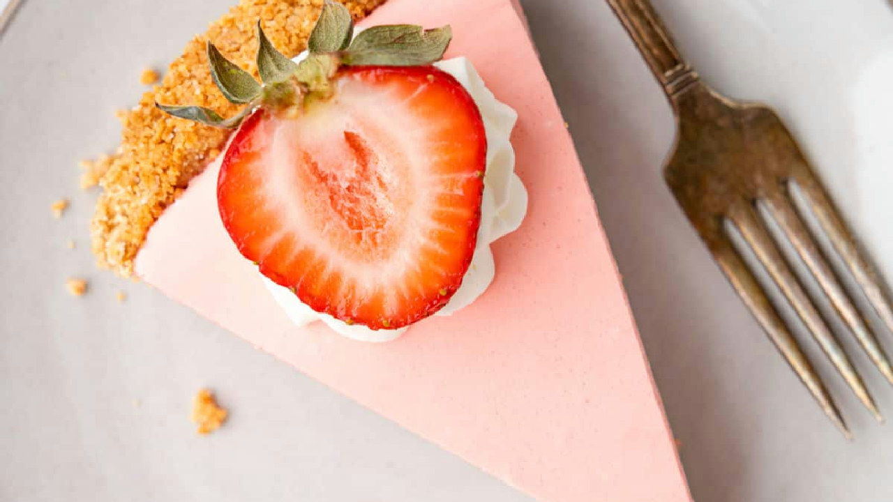 Strawberry Jello Pie
