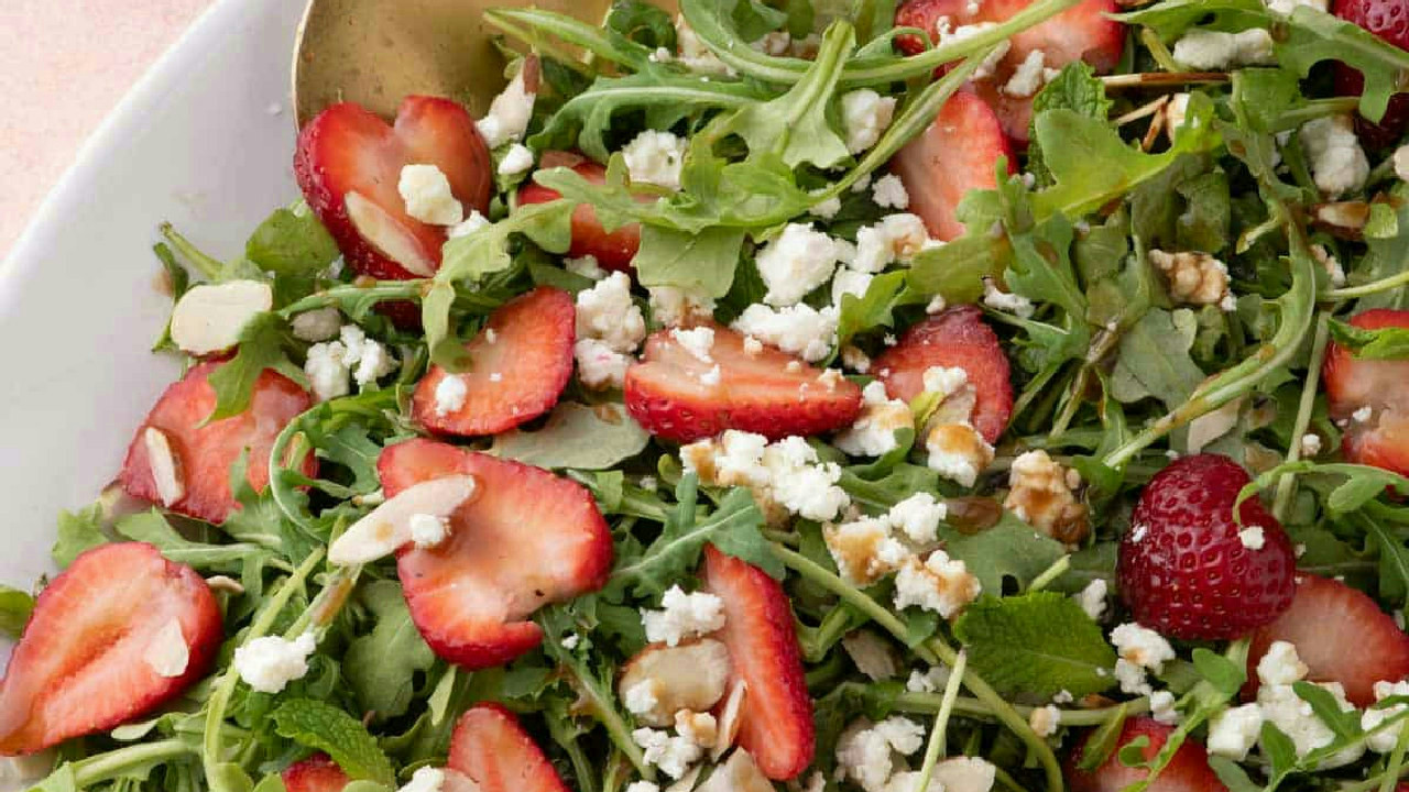 Strawberry Goat Cheese Salad
