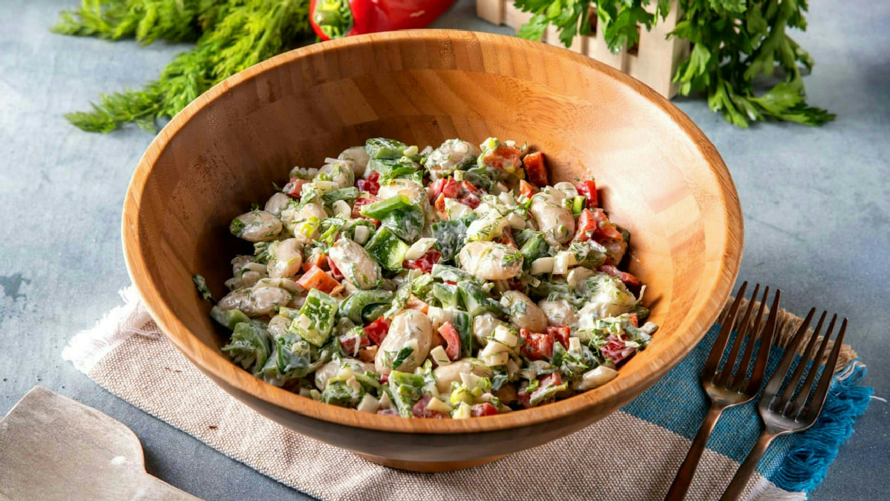 Mediterranean Bean Salad