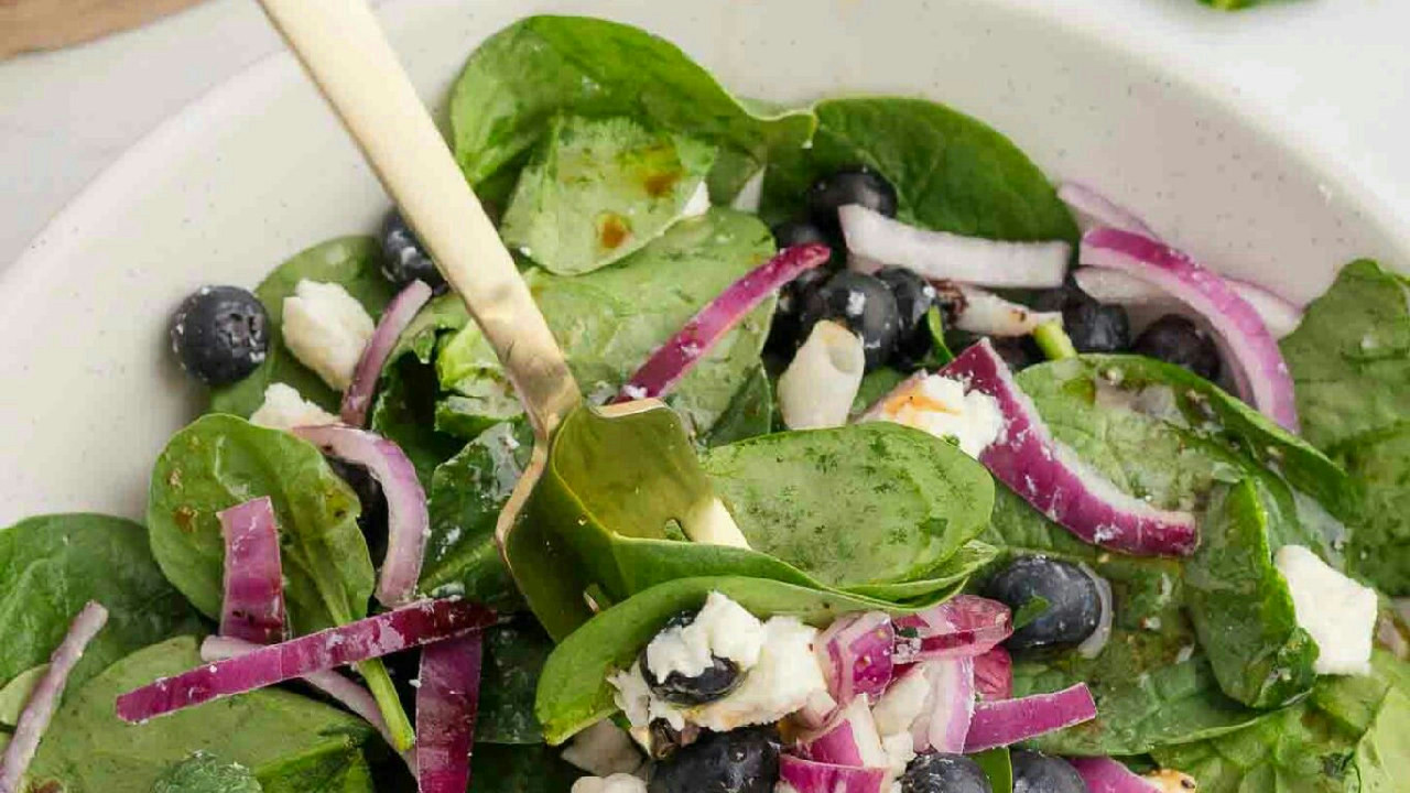 Blueberry Spinach Salad