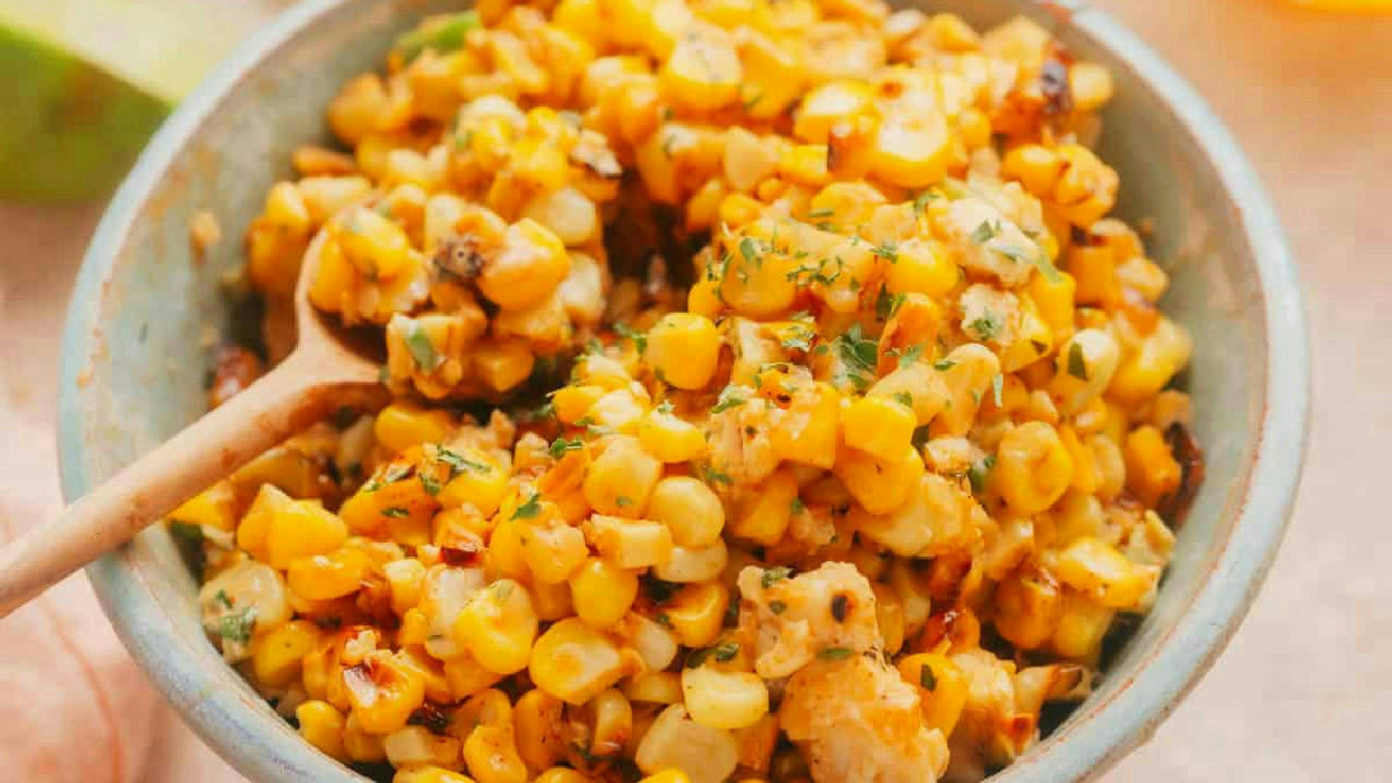 The BEST Mexican Street Corn Salad (Quick + Easy Recipe!)