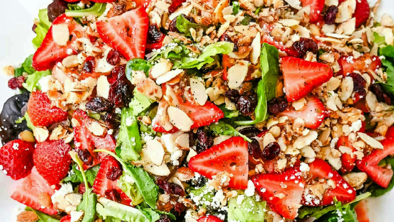 Strawberry Spring Mix Salad