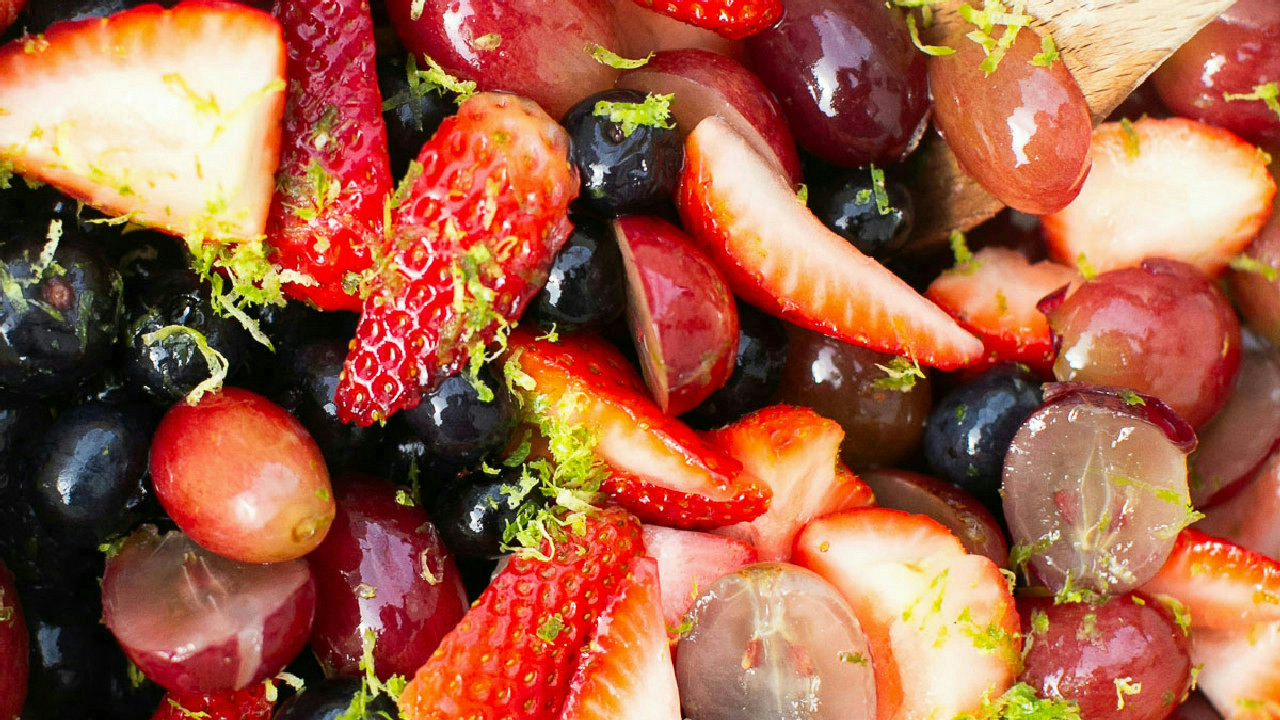 Easy Honey Lime Fruit Salad