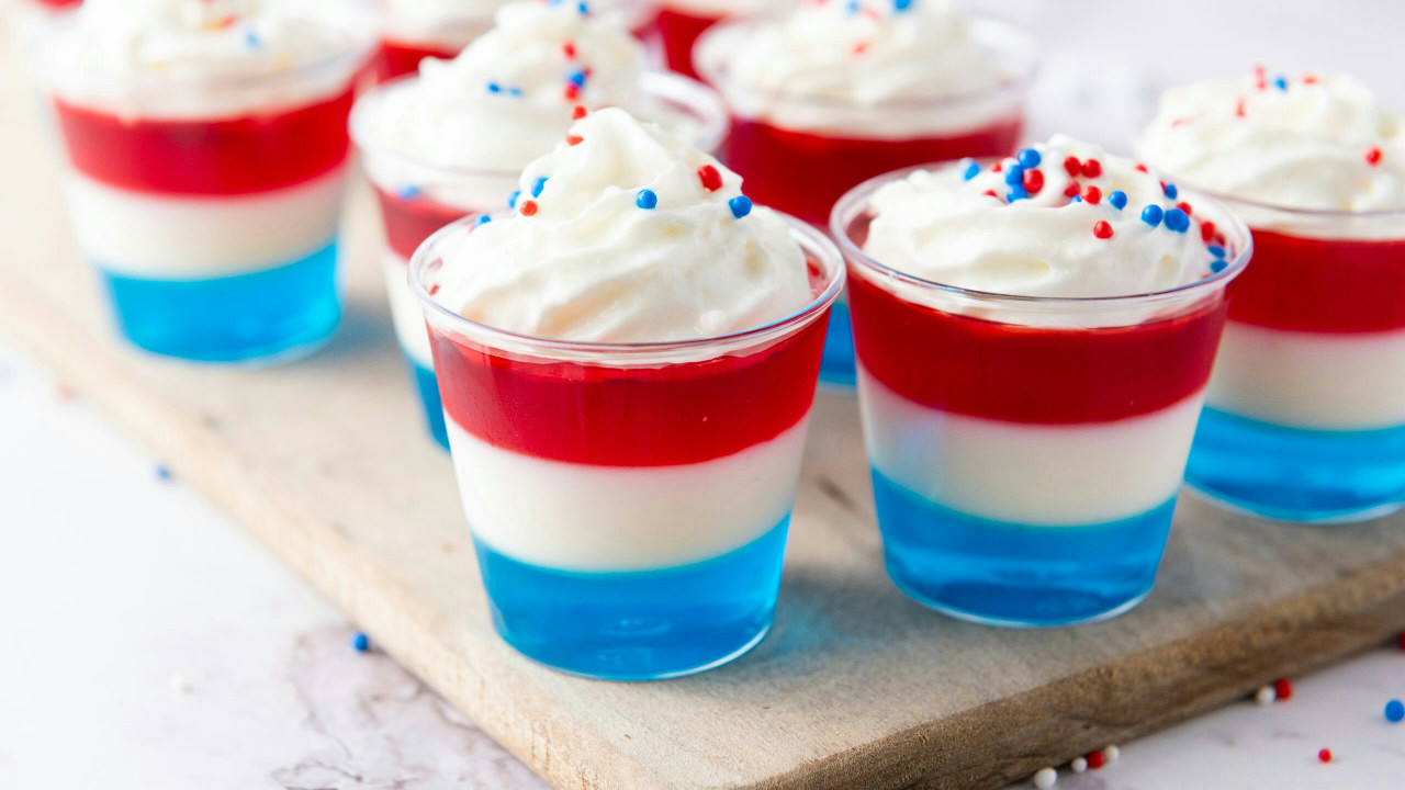 Fourth of July Patriotic Jell-O Cups (Kid-Friendly & Non