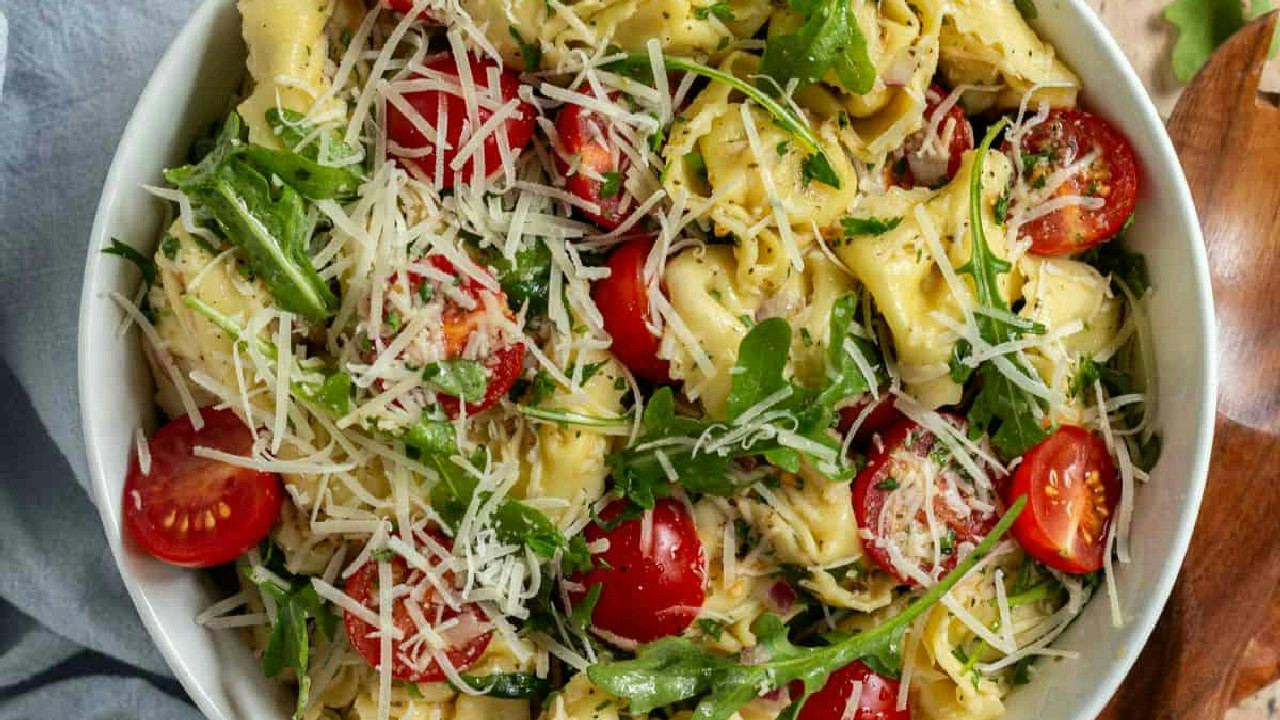 Summer Tortellini Salad with Arugula
