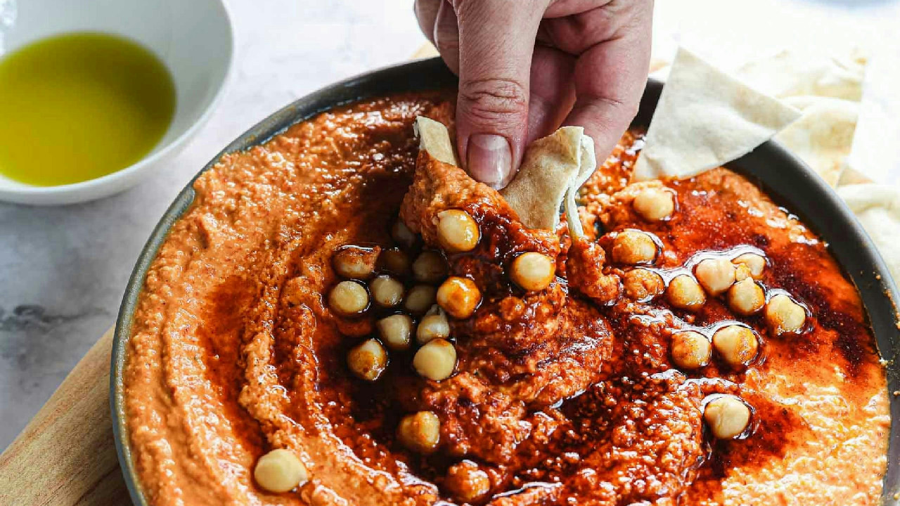 Roasted Red Pepper Hummus