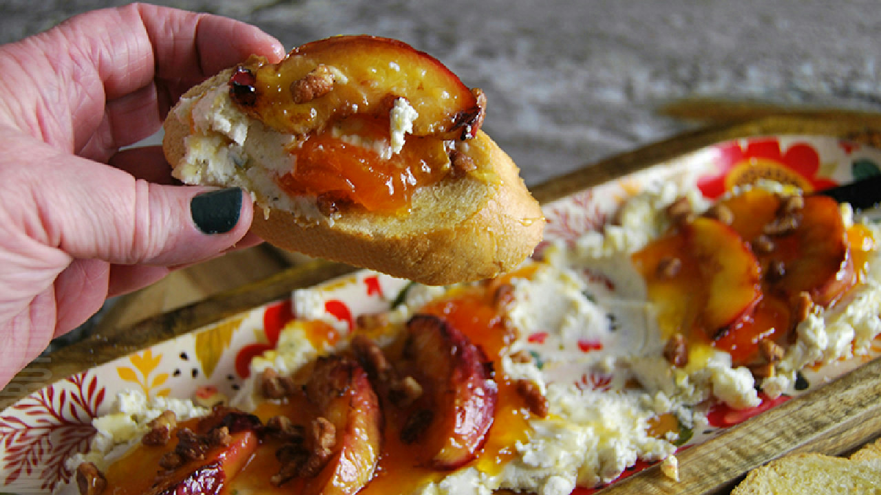 Easy Appetizer Boursin with Jam Dip Recipe