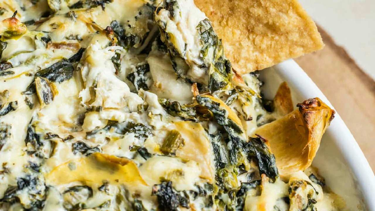 Creamy Jalapeño Artichoke Dip