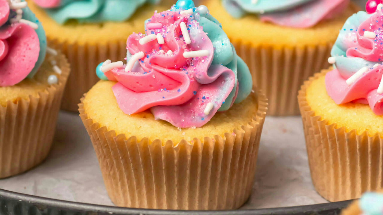 Gender Reveal Cupcakes