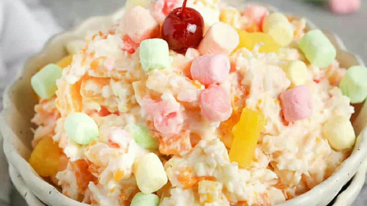 The 5-Minute Holiday Salad Everyone Loves