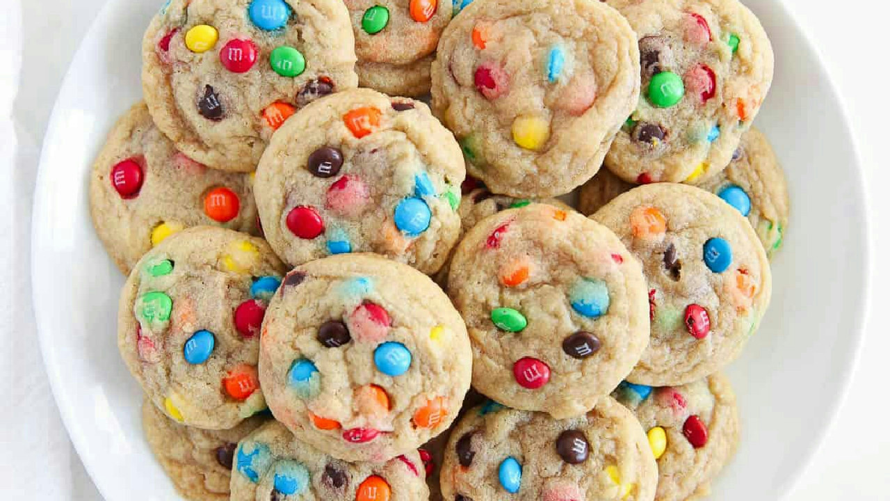 Mini M&M Cookies