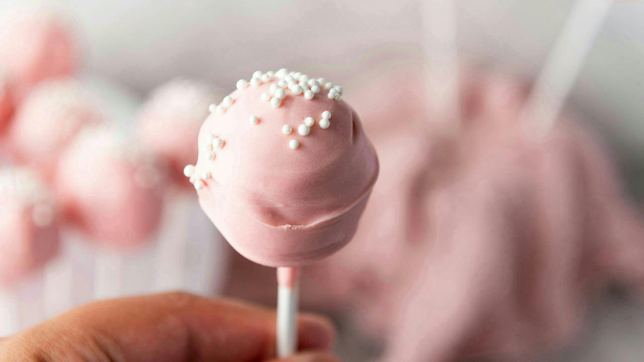 Pink Vanilla Cake Pops
