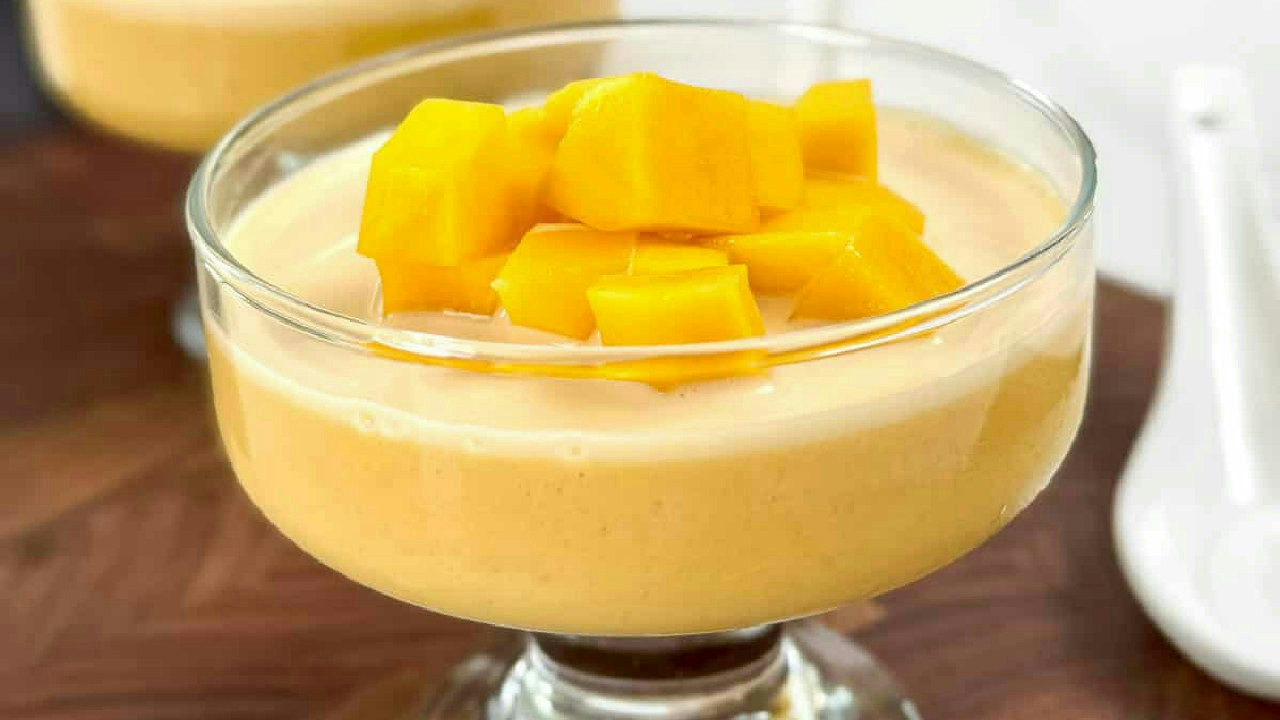 Mango Pudding Hong Kong Style