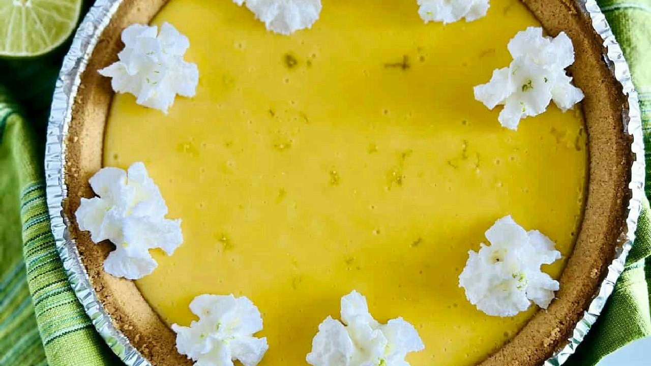 Easy 4- Ingredient Key Lime Pie