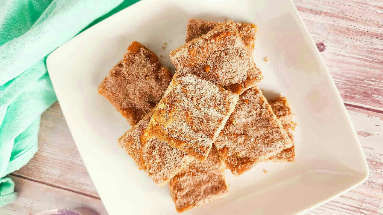 Easy Churro Bars (Gluten Free)