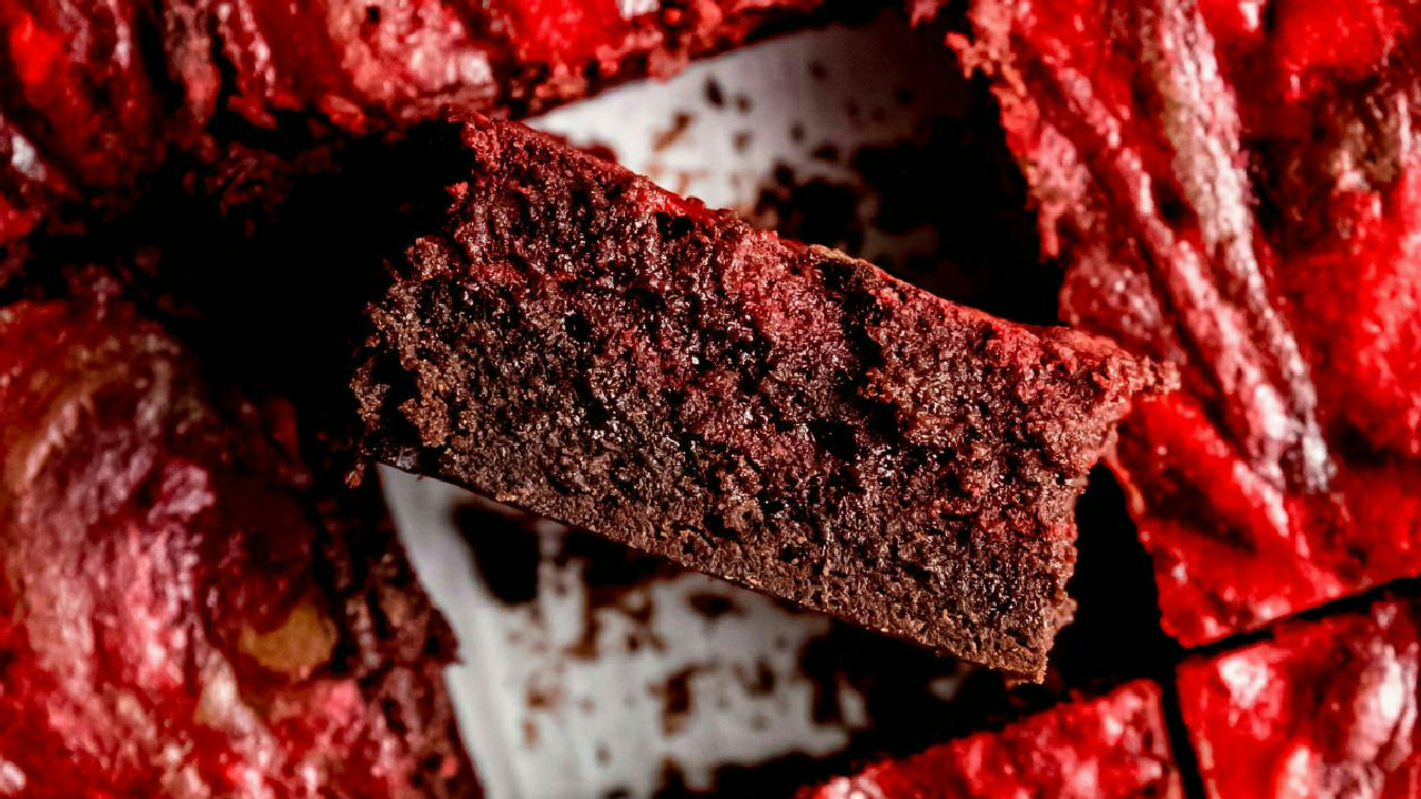 Fudgy Red Velvet Brownies (w/Cheesecake Swirl)
