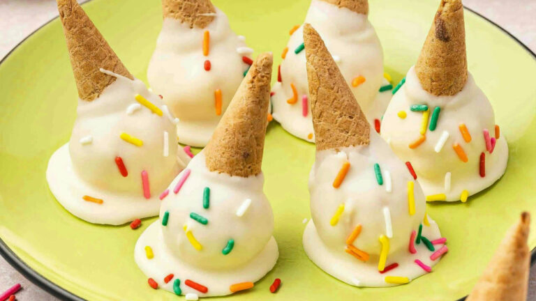 Cute Cake Pops and Cake Balls for Parties