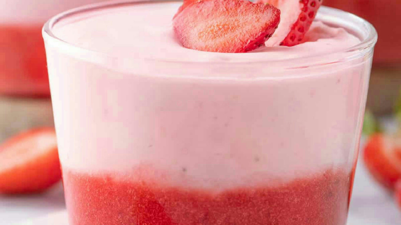 Rose Tiramisu with Mascarpone Cream