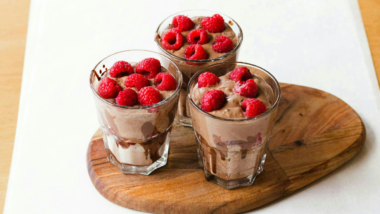 Coconut Chocolate Pudding (Low-Carb & Vegan)