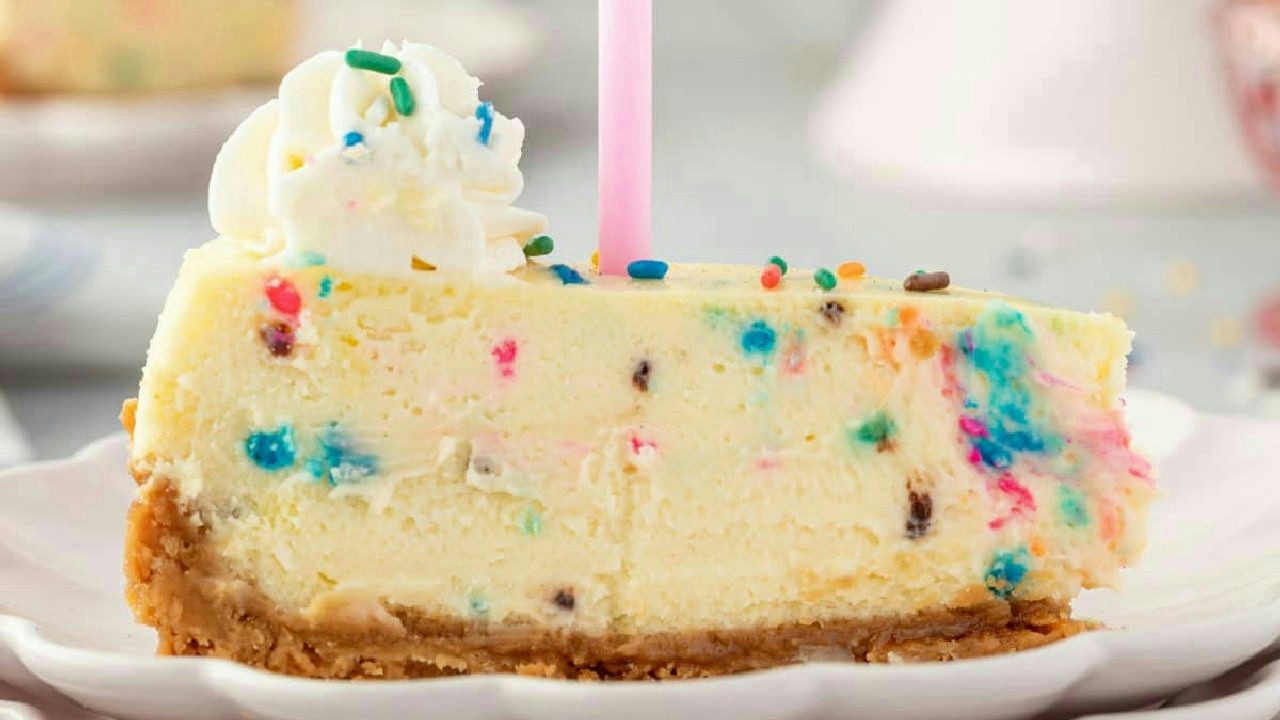Funfetti Birthday Cheesecake Recipe (Baked)