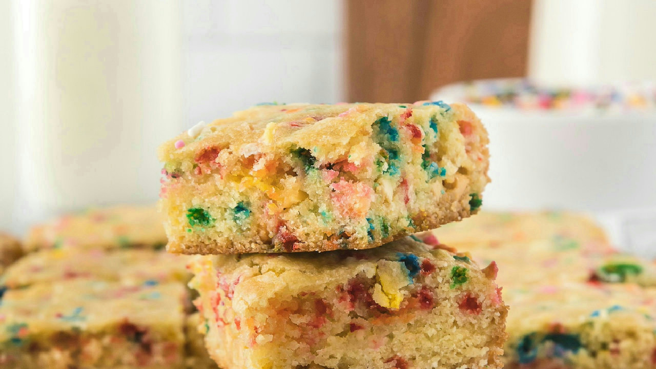 Birthday Cake Funfetti Cupcakes Recipe