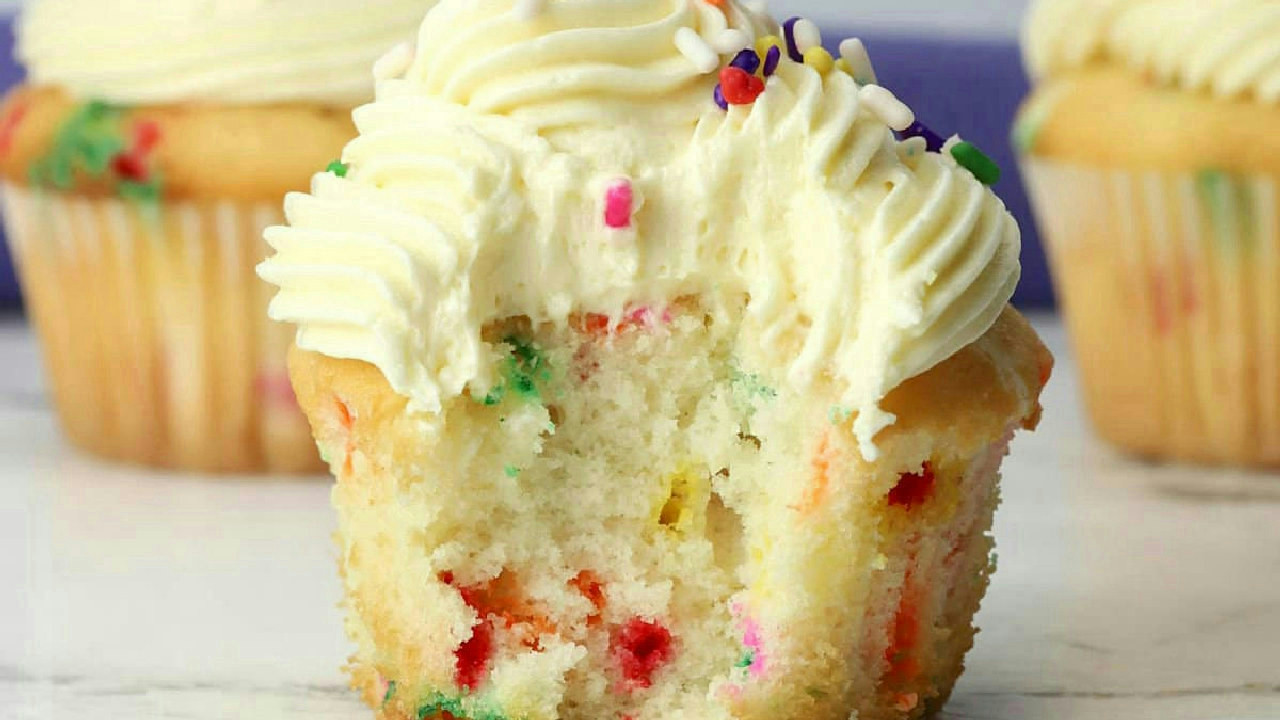 Confetti Cupcakes
