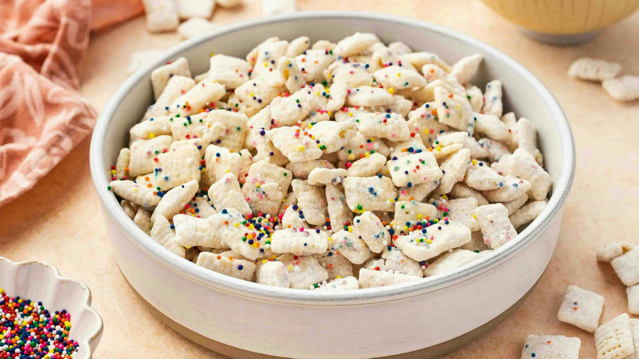 Best Cake Batter Puppy Chow Recipe