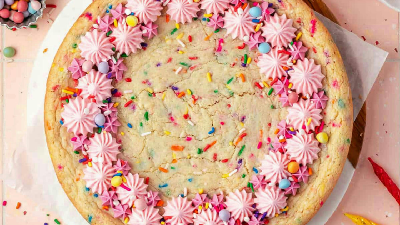 Vegan Funfetti Cake