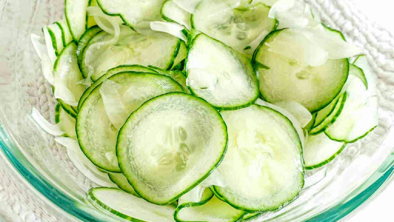 Old Fashioned Cucumber and Onion Salad